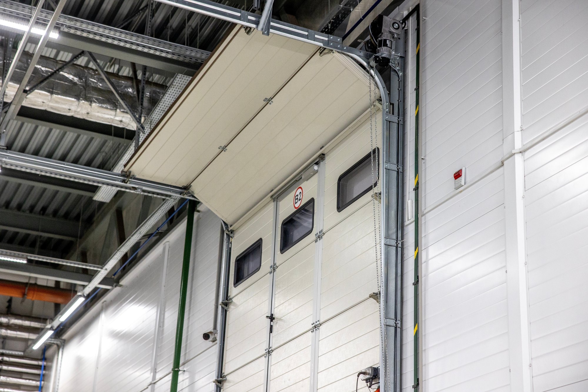 seal-bond-garage-doors